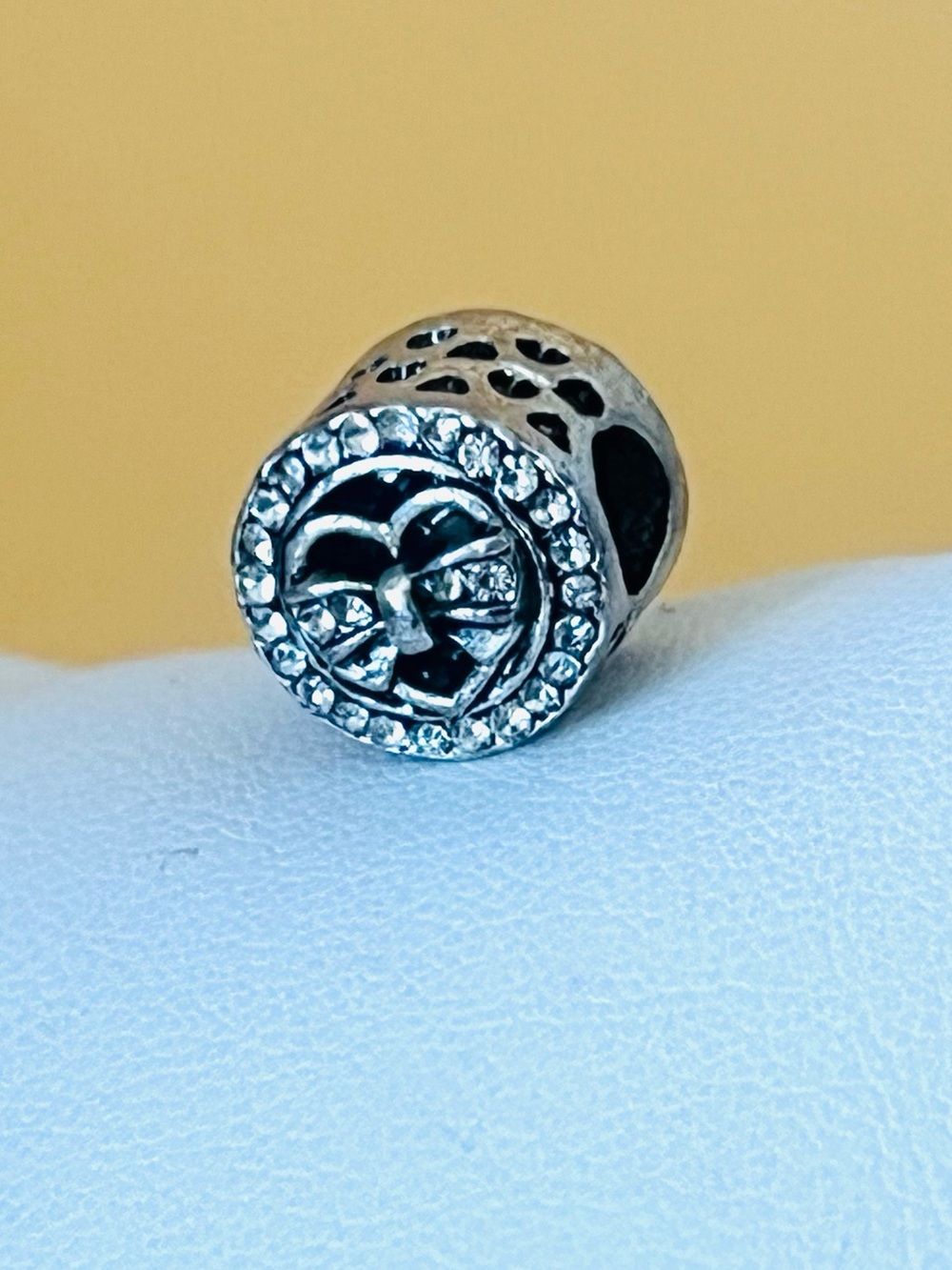 Round silver plated paved heart bracelet charm